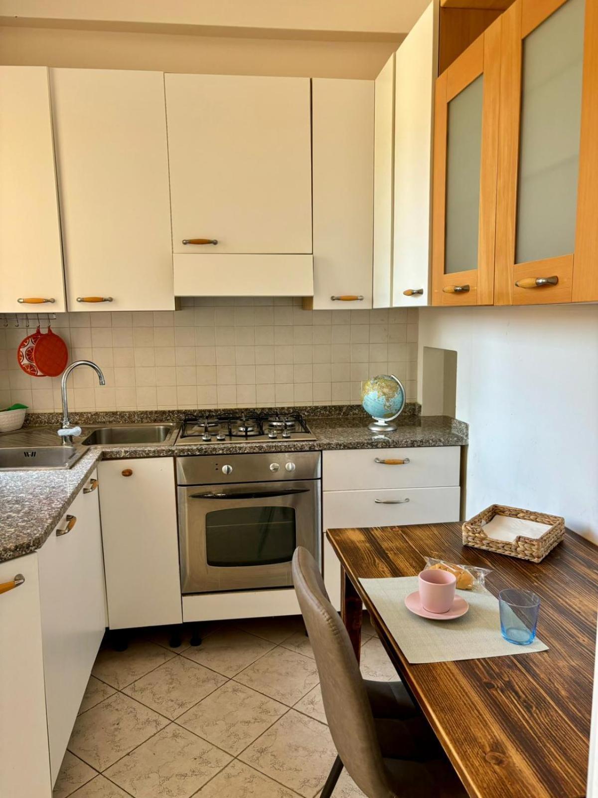Apartamento Sole E Mare - Viareggio Exterior foto